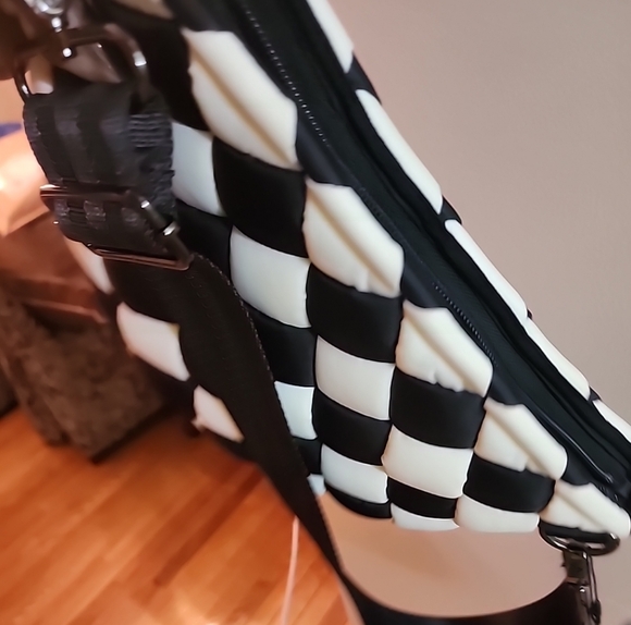 Think Royln Black and White  Check Print Woven Bum Bag - Picture 7 of 10